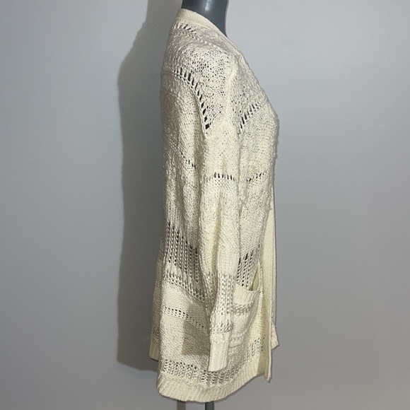 Lush Chunky Knit Oversized Sweater - Picture 4 of 13